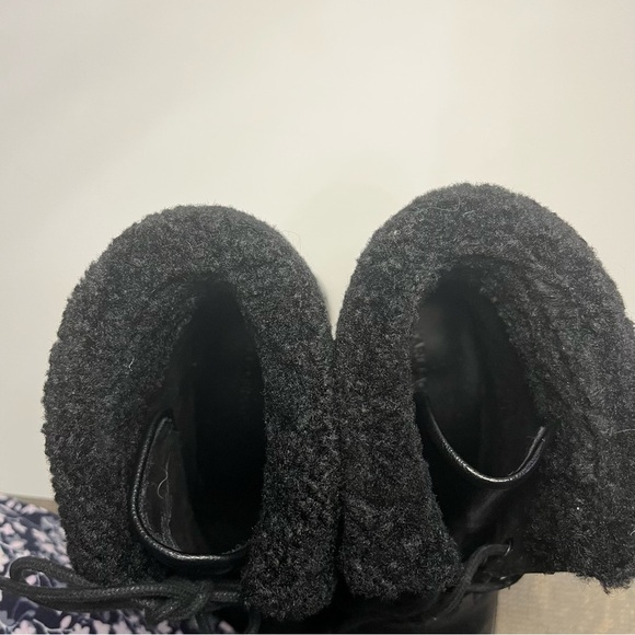 Karl Lagerfeld Cantyn Faux Fur & Quilted Black Leather Block Heel Booties Size 9 - Picture 7 of 9